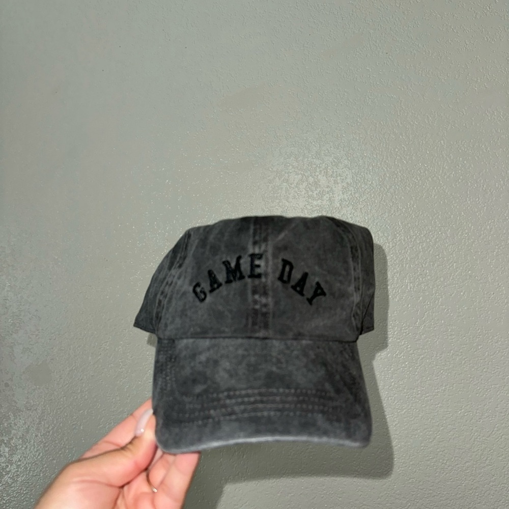 Black 'Game Day' Cap!